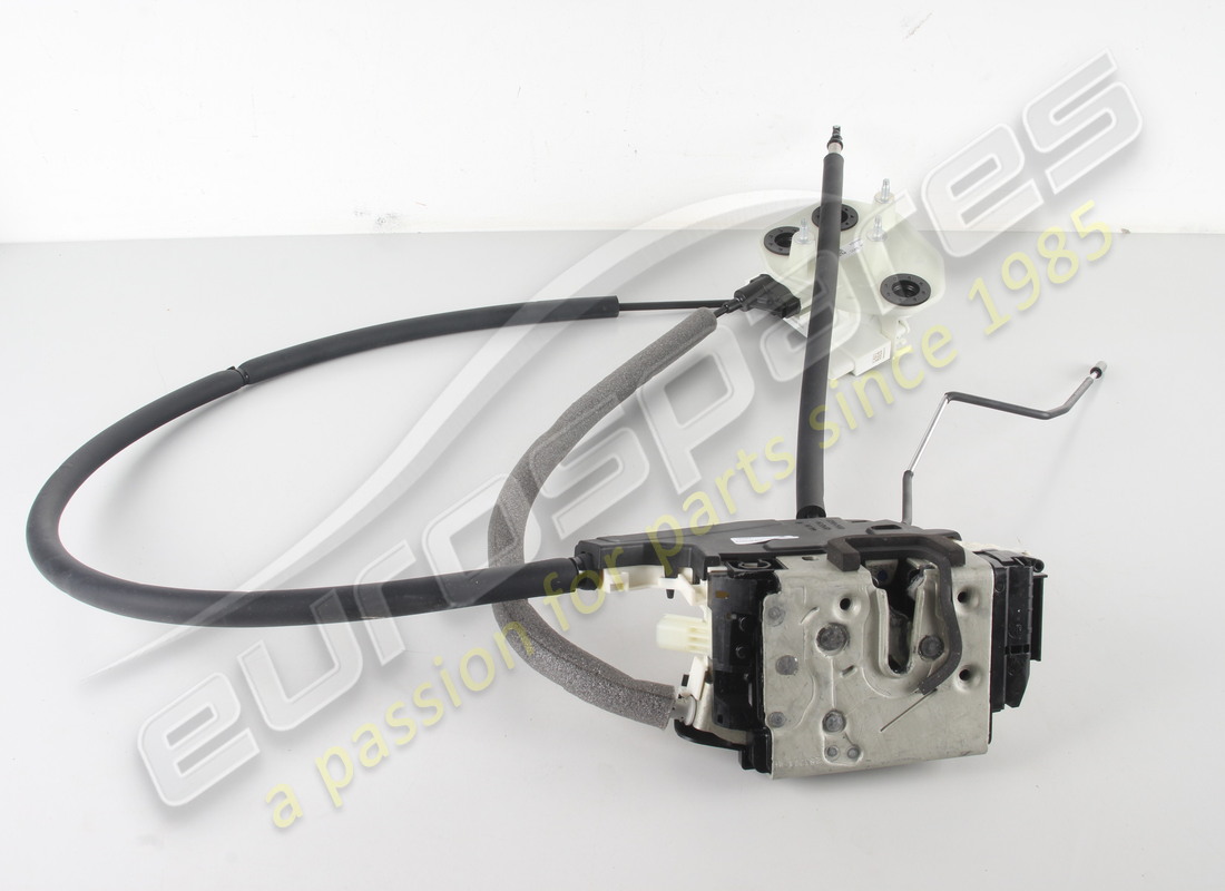 nuova maserati serratura porta anteriore destra. numero parte 670216492 (2)
