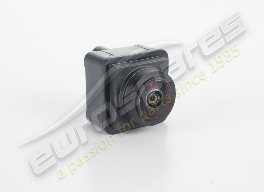 nuova fotocamera maserati. numero parte 670158737 (1)