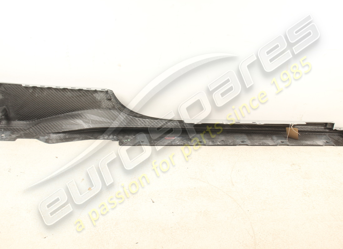 nuovo (altro) ferrari rivestimento sottoporta sx completo. numero parte 766055 (2)