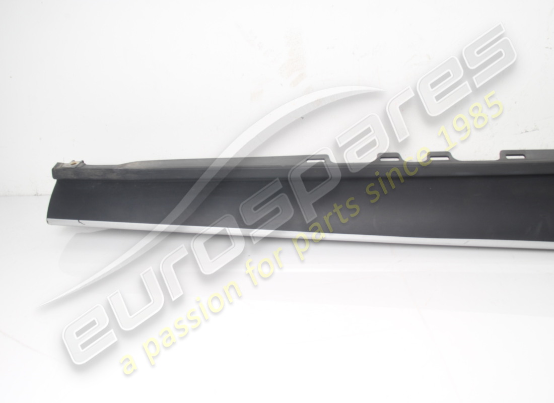 usato ferrari rivestimento davanzale esterno sinistro completo numero parte 769916 (2)