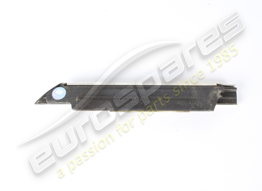 guarnizione raschietto vetro maserati usata. numero parte 670004717 (2)