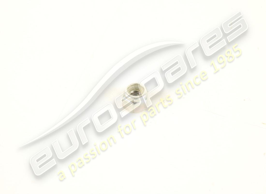 nuovo maserati dado. numero parte 675001367 (1)