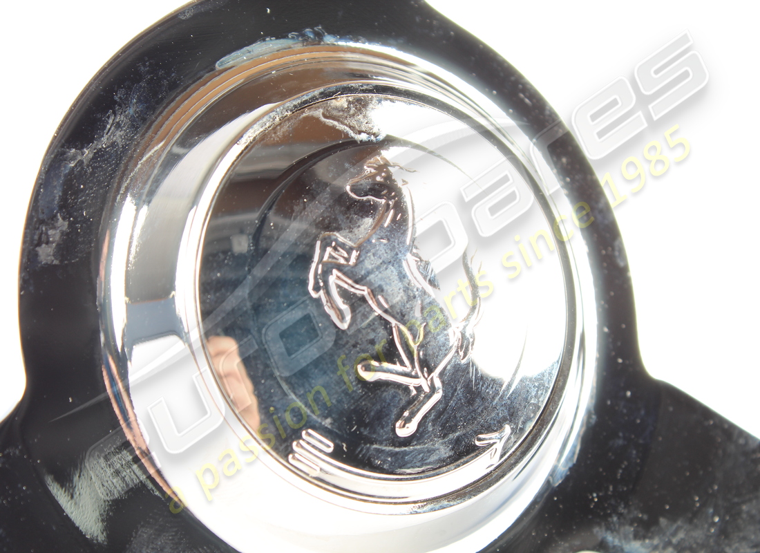 nuovo oe dado mozzo destro 38mm tipo 32 campagnolo 275gts/330gtc. numero parte 95700040 (2)