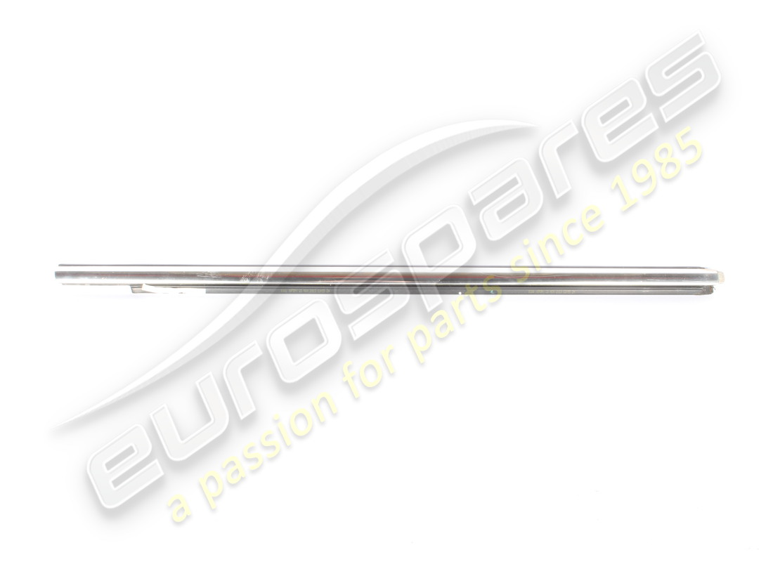 USATO Maserati RASCHIETTO VETRO ESTERNO RH COMPLETO GAS . NUMERO PARTE 670002082 (1)