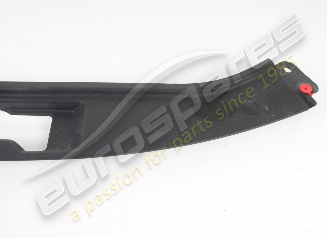 RIVESTIMENTO ESTETICO CENTRALE ANTERIORE COMPLETO USATO FERRARI. NUMERO PARTE 782806 (3) rivestimento estetico centrale anteriore completo usato ferrari. numero parte 782806 (3)