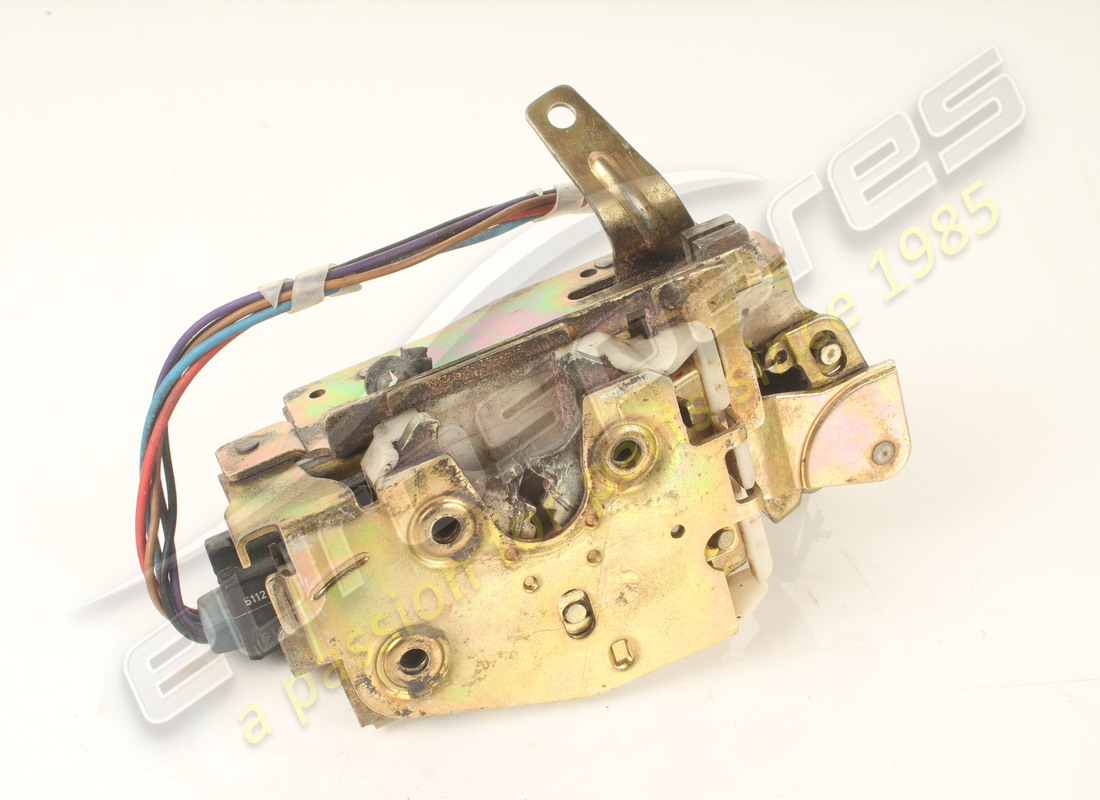 serratura porta sx usata ferrari. numero parte 62109400 (2)