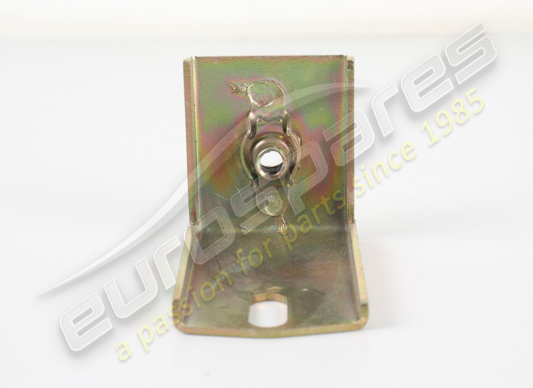 nuovo maserati fissaggio faro centrale. numero parte 383100160 (2)