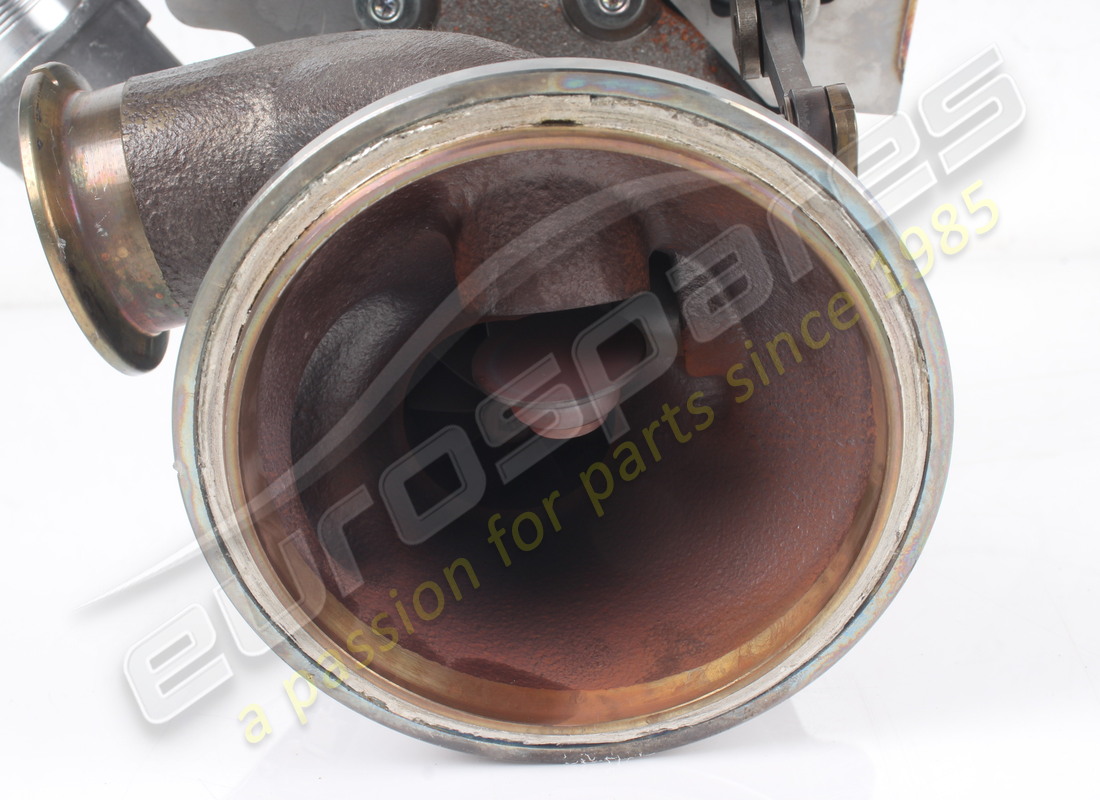 USATO FERRARI TURBOCOMPRESSORE SX CON SFJB. NUMERO PARTE 849087 (5) usato ferrari turbocompressore sx con sfjb. numero parte 849087 (5)