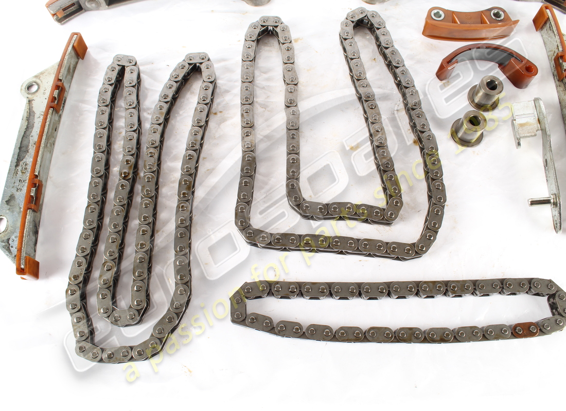 fasatura valvole e comando pompa usati ferrari. numero parte 315694 (5)