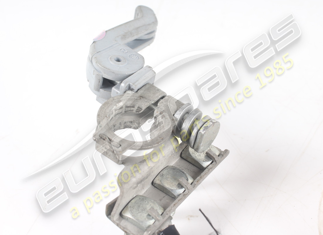 INTERRUTTORE PRINCIPALE DELLA BATTERIA COMPLETO USATO FERRARI. NUMERO PARTE 273569 (3) interruttore principale della batteria completo usato ferrari. numero parte 273569 (3)