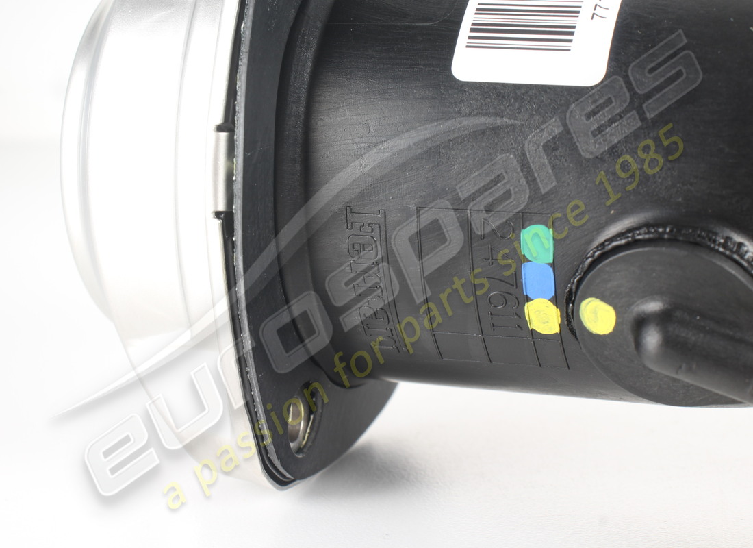 nuovo ferrari bocchettone di riempimento carburante completo. codice articolo 880911 (3)