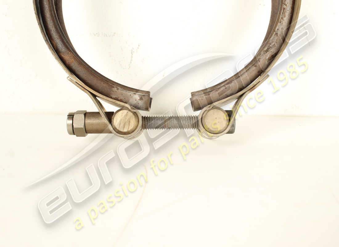 usato ferrari v-clamp per fissare la catalizia. numero parte 290743 (2)