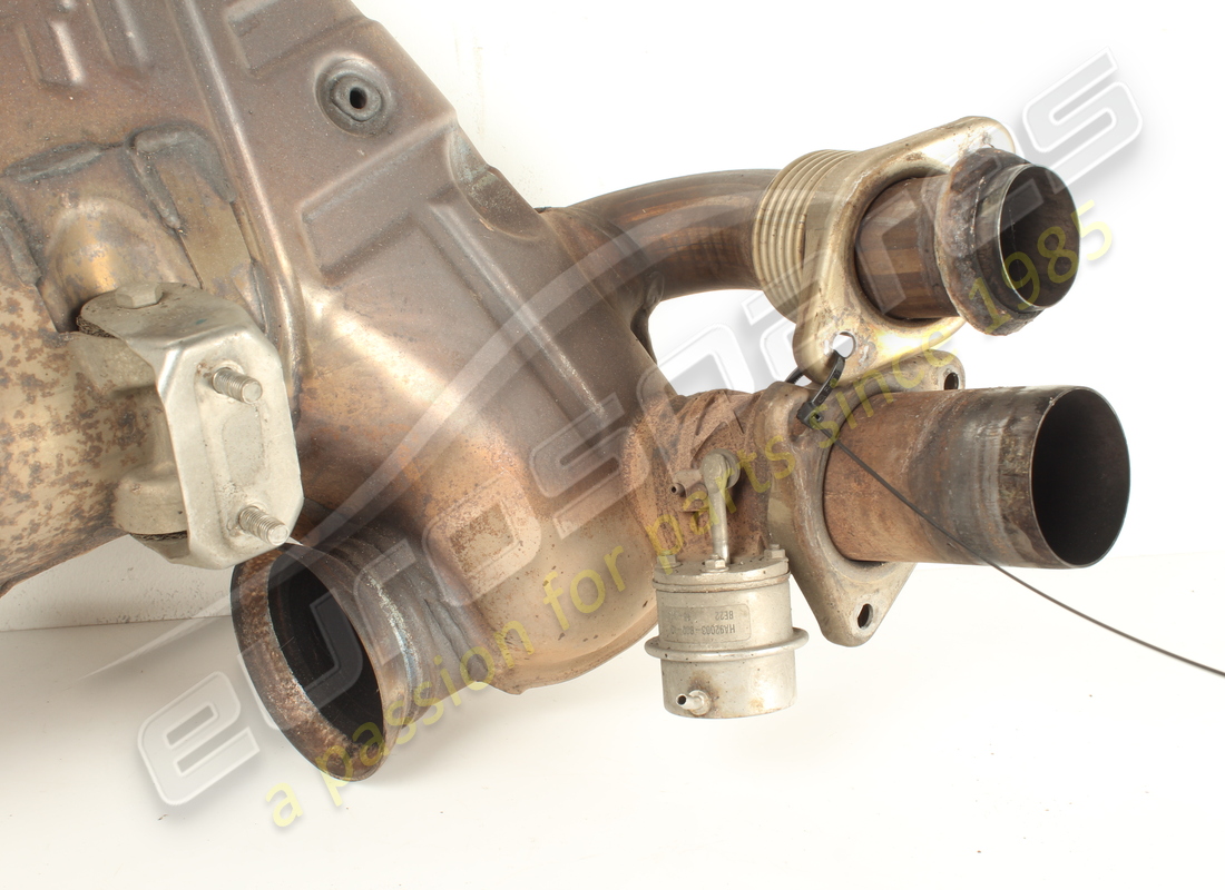 marmitta anteriore porsche usata. codice articolo 99111104883 (2)