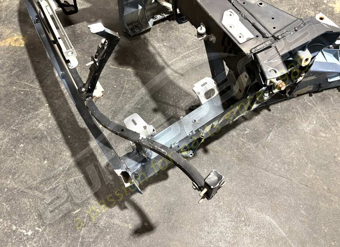 FERRARI TELAIO POSTERIORE DANNEGGIATO. NUMERO PARTE 985280290 (13) ferrari telaio posteriore danneggiato. numero parte 985280290 (13)