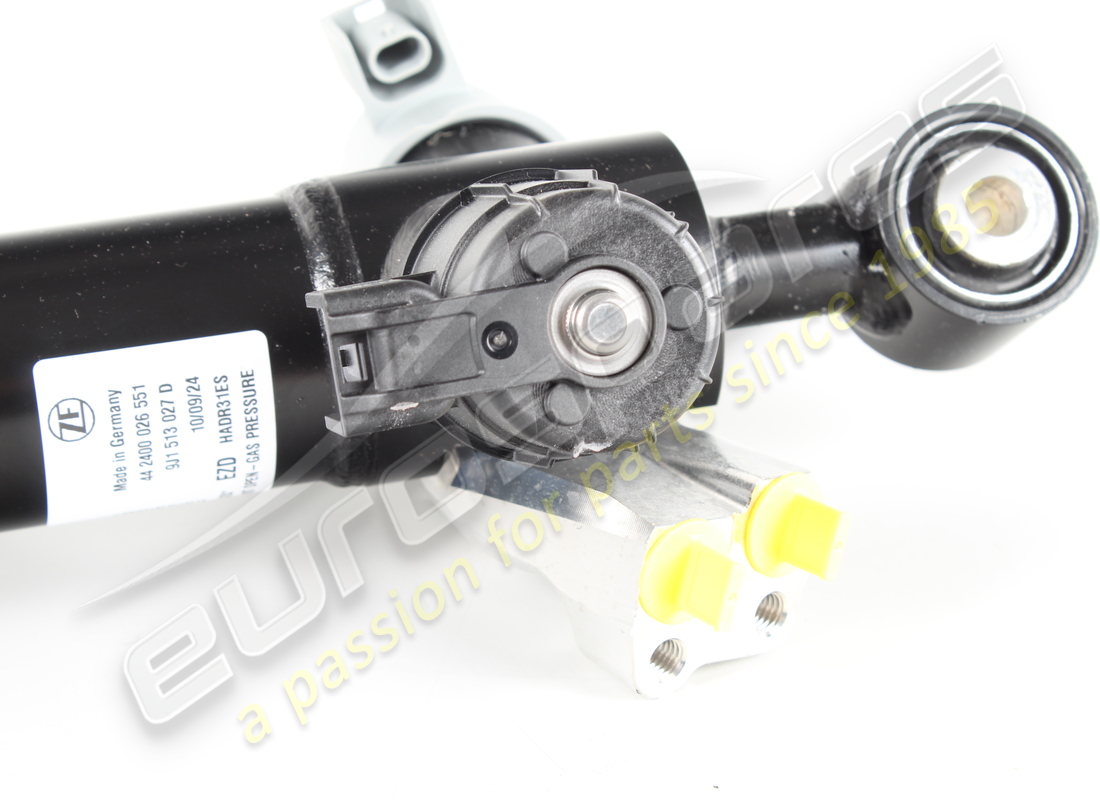 nuovo porsche serranda. numero parte pad513027 (6)