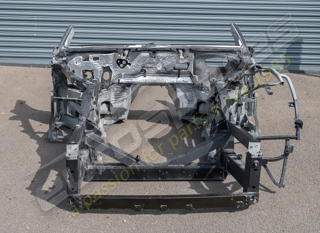 TELAIO ANTERIORE COMPLETO DANNEGGIATO Eurospares . NUMERO PARTE EAP1563097 (1)