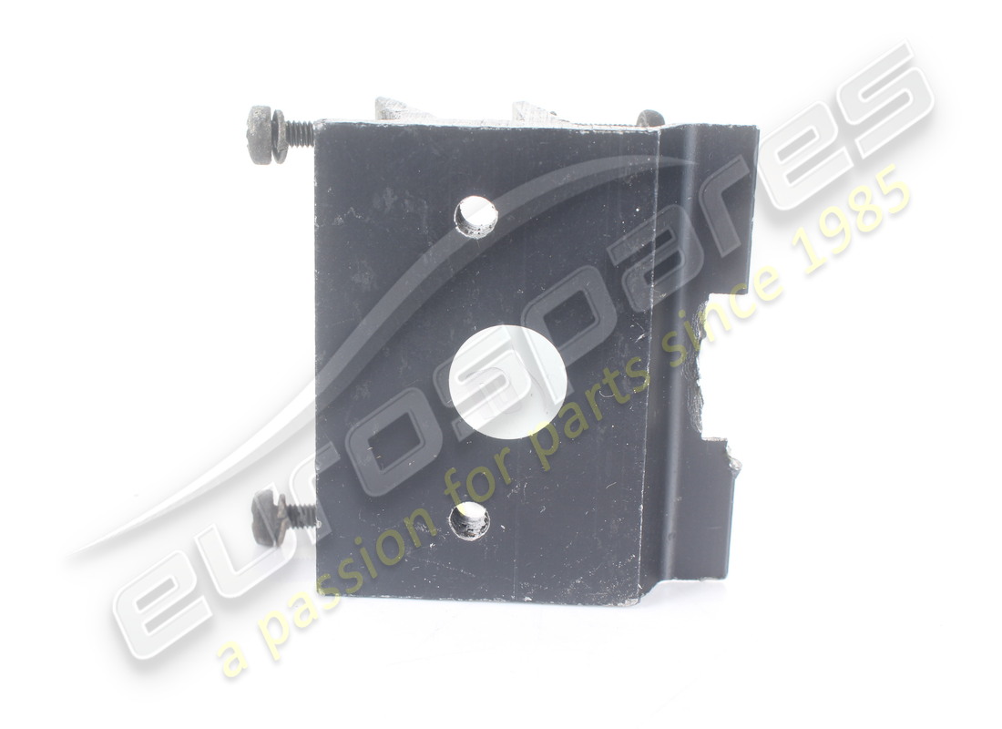 used maserati support. part number 363201316 (5)