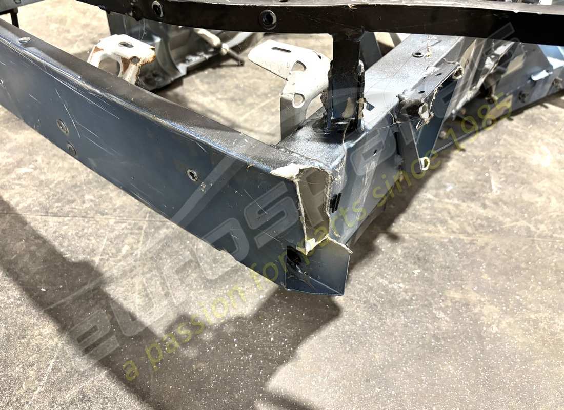 FERRARI TELAIO POSTERIORE DANNEGGIATO. NUMERO PARTE 985280290 (5) ferrari telaio posteriore danneggiato. numero parte 985280290 (5)