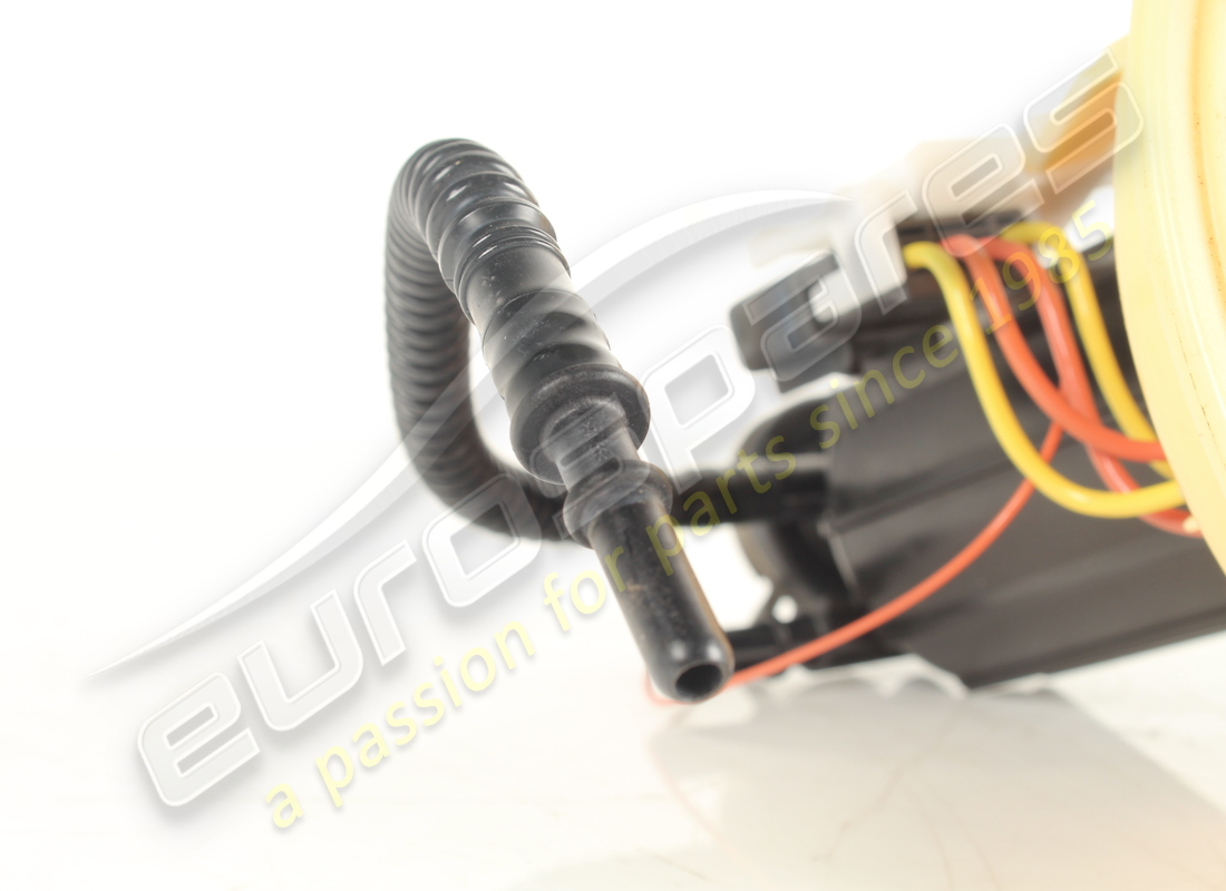 tappo/filtro carburante ferrari usato pompa carburante. numero parte 282783 (3)