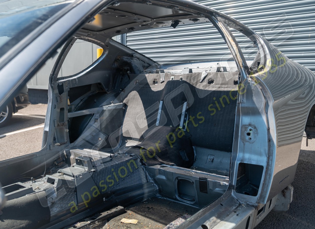 carrozzeria completa ferrari usata. numero parte 65887700 (6)