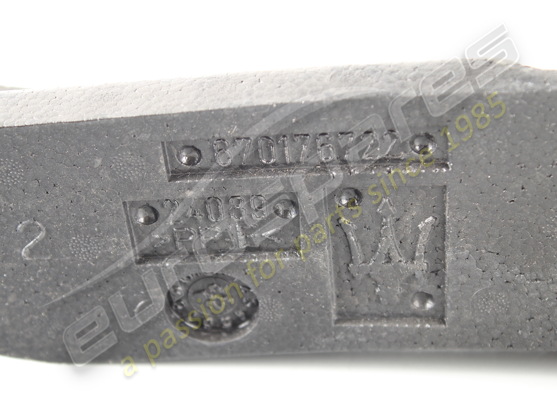 nuovo maserati paraurti anteriore centrale inferiore destro. numero parte 670176722 (3)