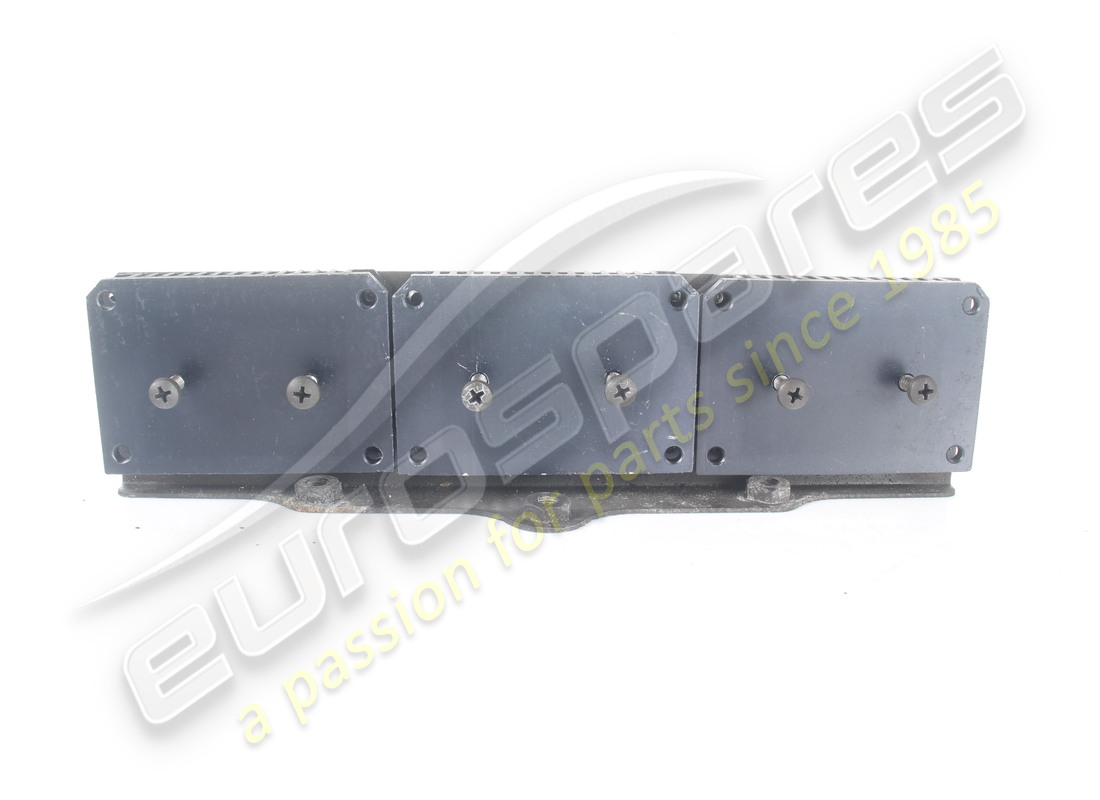 usato maserati maserati parte 393250302. numero parte 393250302 (2)