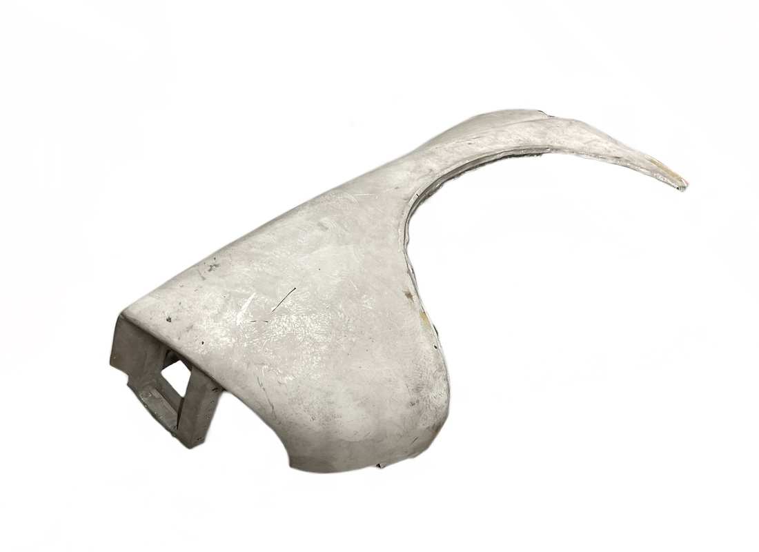 parafango posteriore dx usato lamborghini. numero parte 006523207 (2)