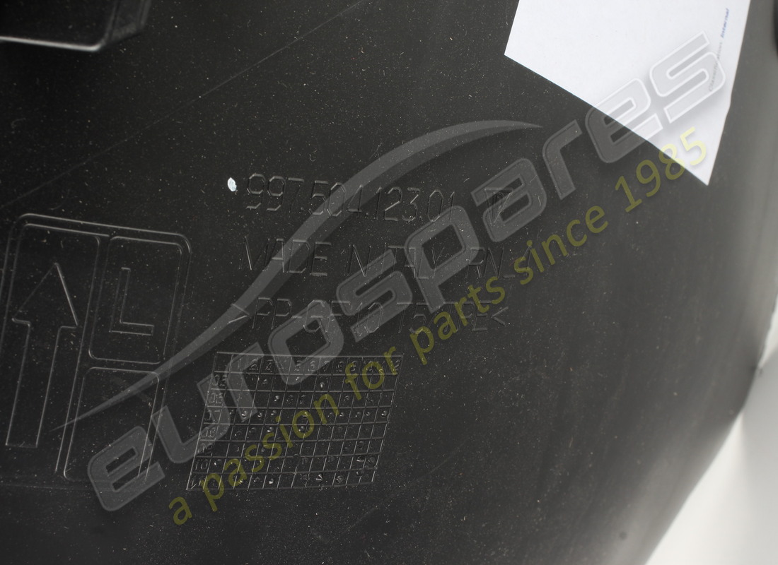 nuovo porsche protettore per passaruota. codice articolo 99750412301 (4)