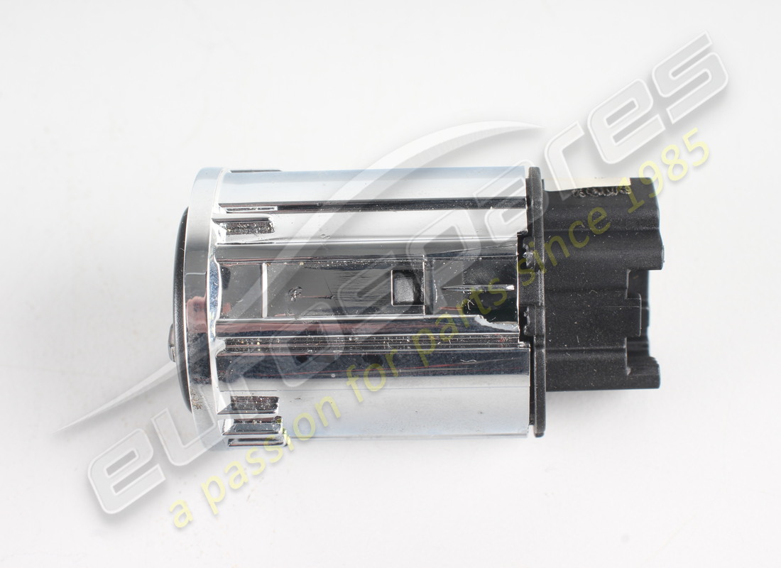 interruttore aston martin, fendinebbia posteriore danneggiato. numero parte 6g3315k237aa (2)