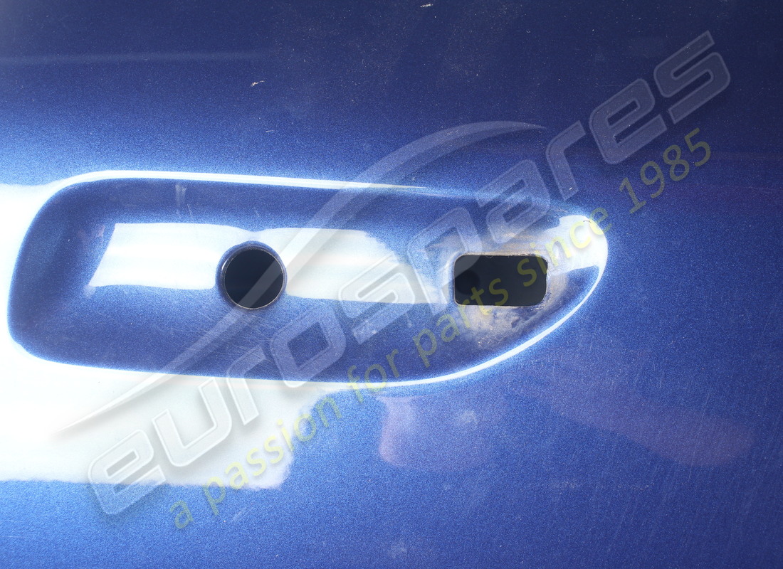 USATA FERRARI PORTA LATERALE DX. NUMERO PARTE 88008011 (3) usata ferrari porta laterale dx. numero parte 88008011 (3)