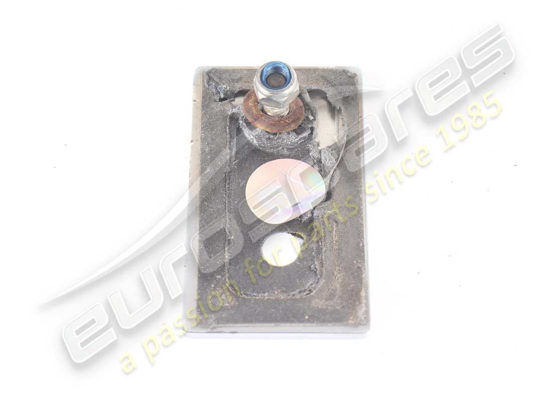 STEMMA COFANO ANTERIORE USATO FERRARI. NUMERO PARTE 973053 (2) stemma cofano anteriore usato ferrari. numero parte 973053 (2)