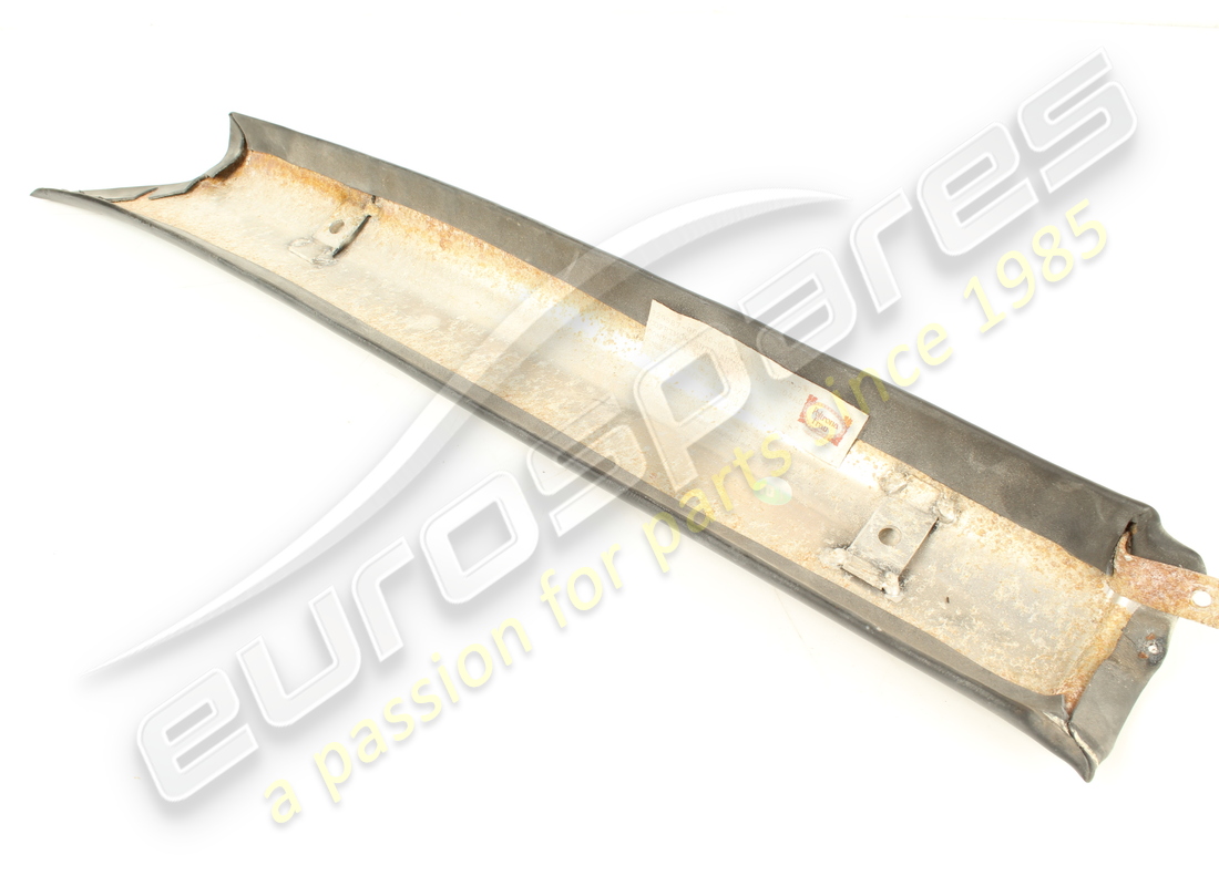 rivestimento montante anteriore destro usato ferrari. numero parte 64596800 (2)
