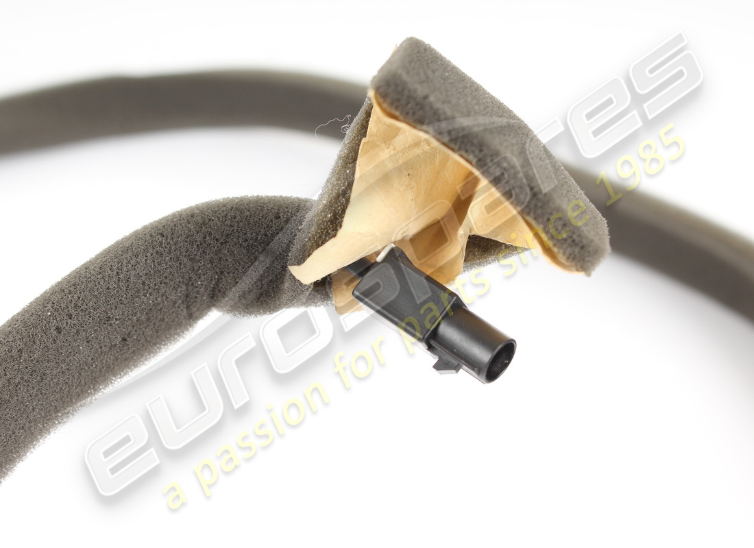 antenna aston martin usata, gps, cat 5. numero parte 7g4310e921ac (3)