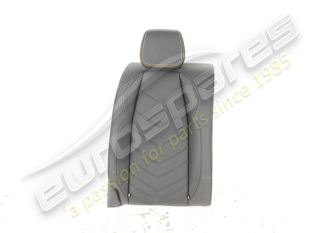 SEDILE POSTERIORE DESTRO USATO Maserati NUMERO PARTE 670268651 (1)
