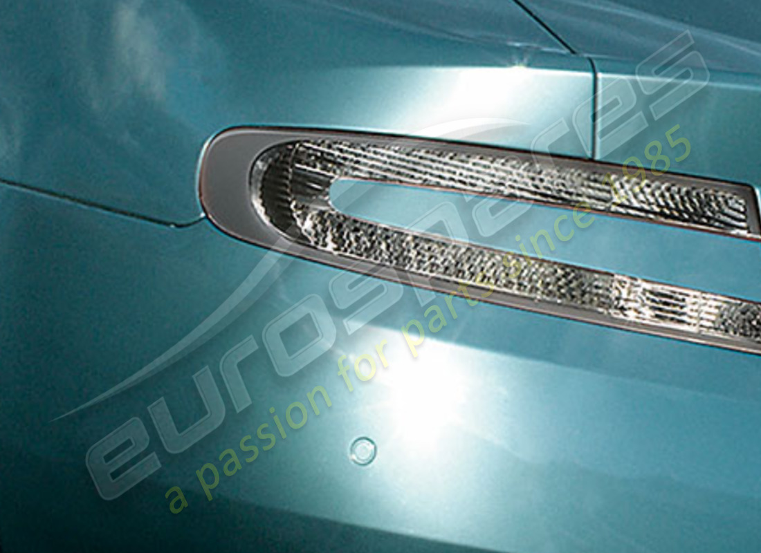 new aston martin rear lamps kit, clear option with a grey boarder. part number 8g433711053 (1)