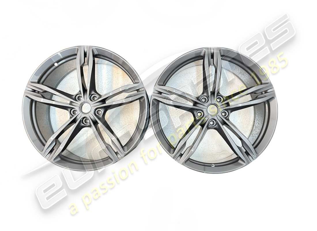 set di ruote eurospares ferrari gtc4 ricondizionato. numero parte eap1427237 (2)
