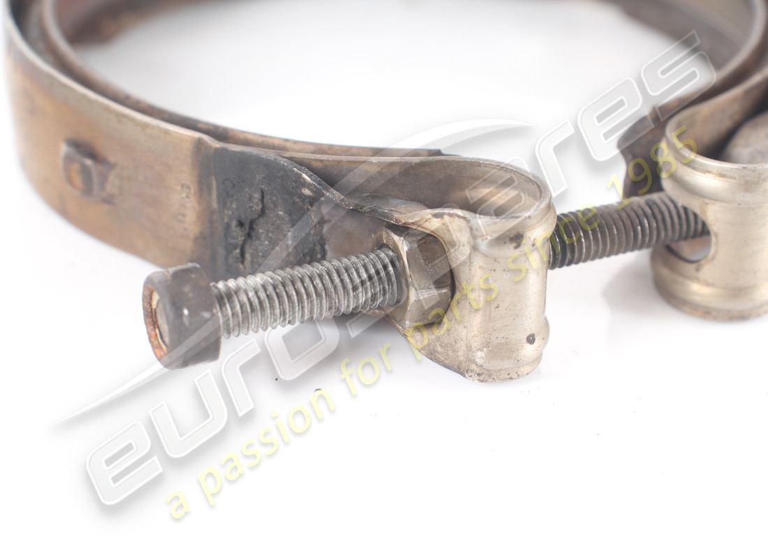 USATO FERRARI FISSAGGIO COLLETTORE TURBO V-CL. NUMERO PARTE 313303 (3) usato ferrari fissaggio collettore turbo v-cl. numero parte 313303 (3)