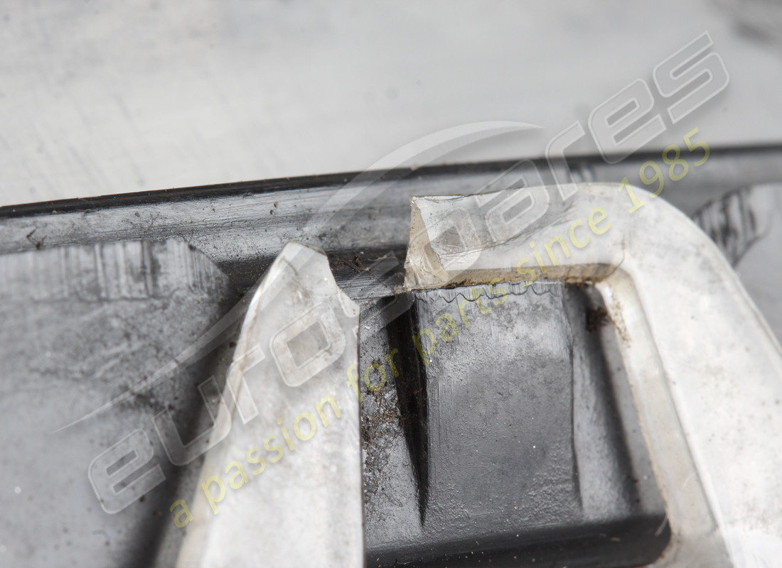 FARO ANTERIORE EUROSPARES DANNEGGIATO. NUMERO PARTE EAP1392841 (6) faro anteriore eurospares danneggiato. numero parte eap1392841 (6)