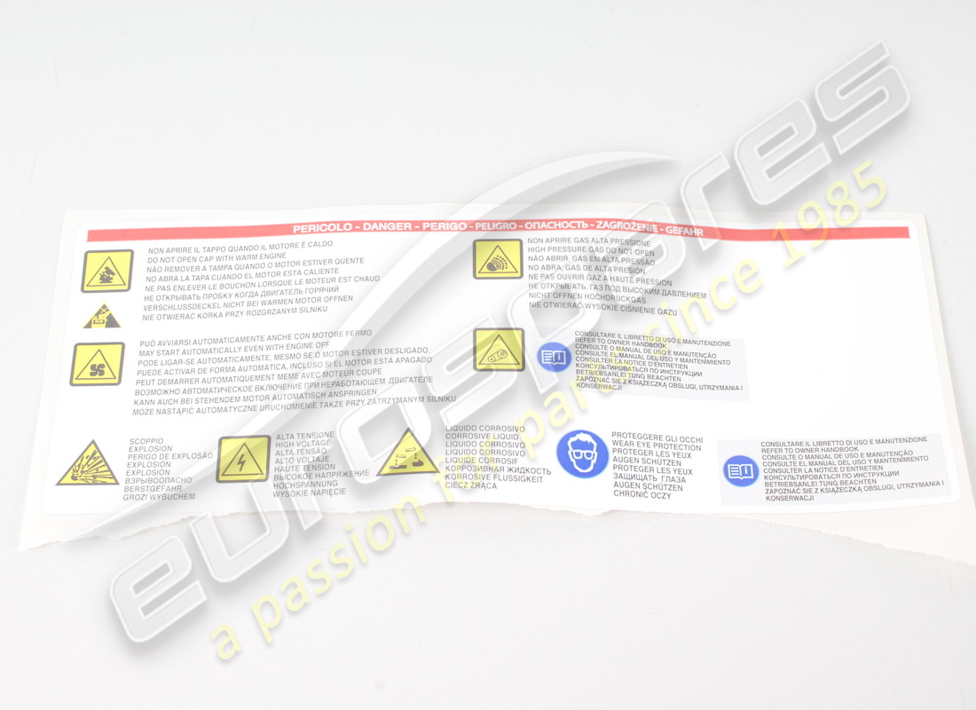 nuova maserati piastra dell'olio. numero parte 675001177 (1)