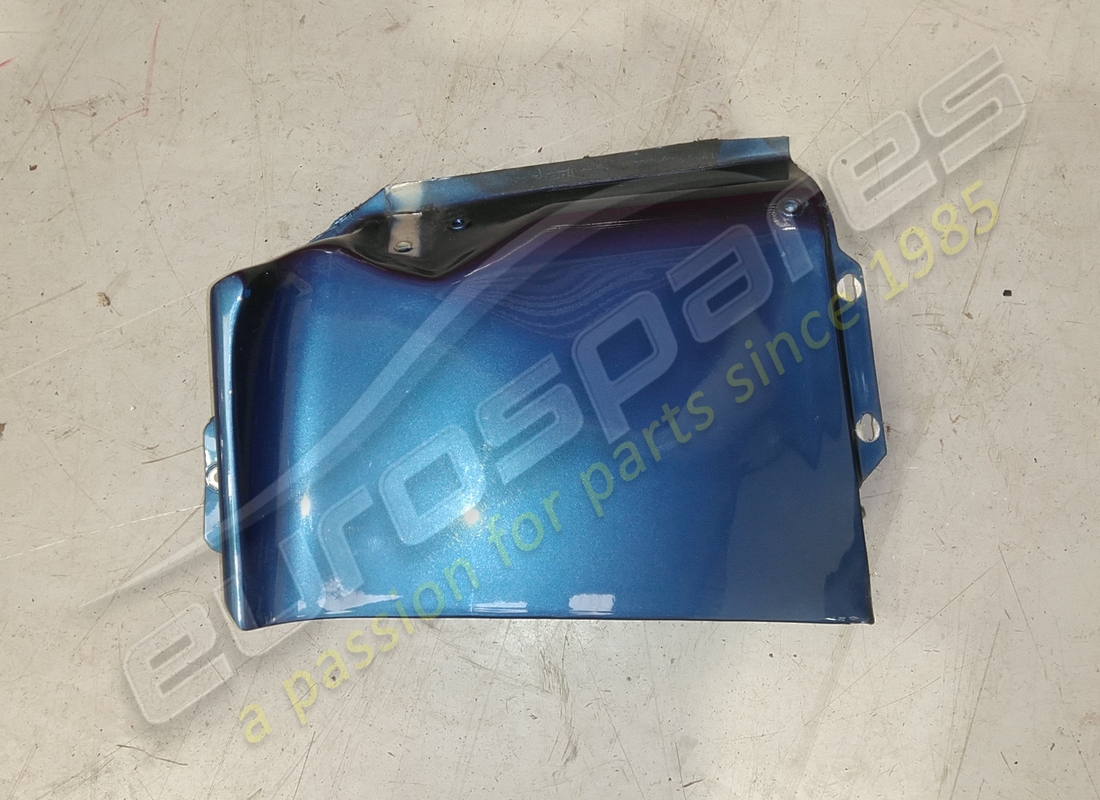 pannello di copertura dx usato ferrari. numero parte 63201500 (1)