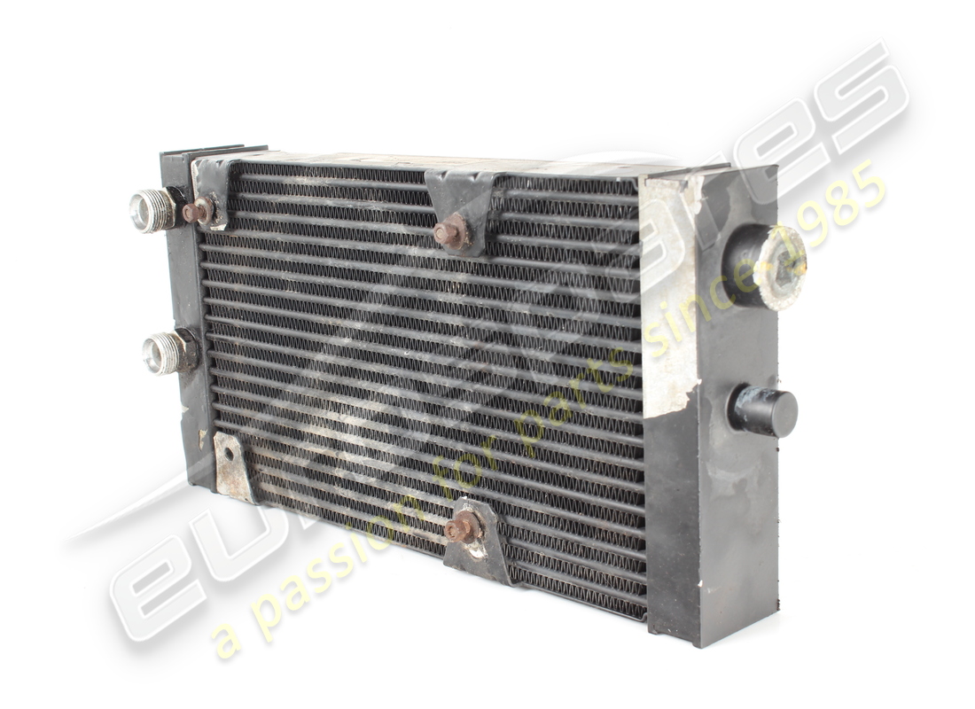 radiatore olio ferrari usato. numero parte 266825 (3)