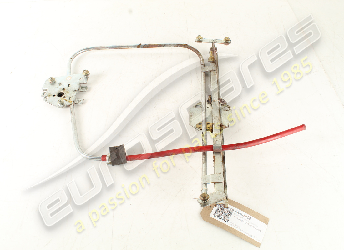 MECCANISMO DI SOLLEVAMENTO FINESTRINO SX USATO FERRARI. NUMERO PARTE 62302400 (1) meccanismo di sollevamento finestrino sx usato ferrari. numero parte 62302400 (1)