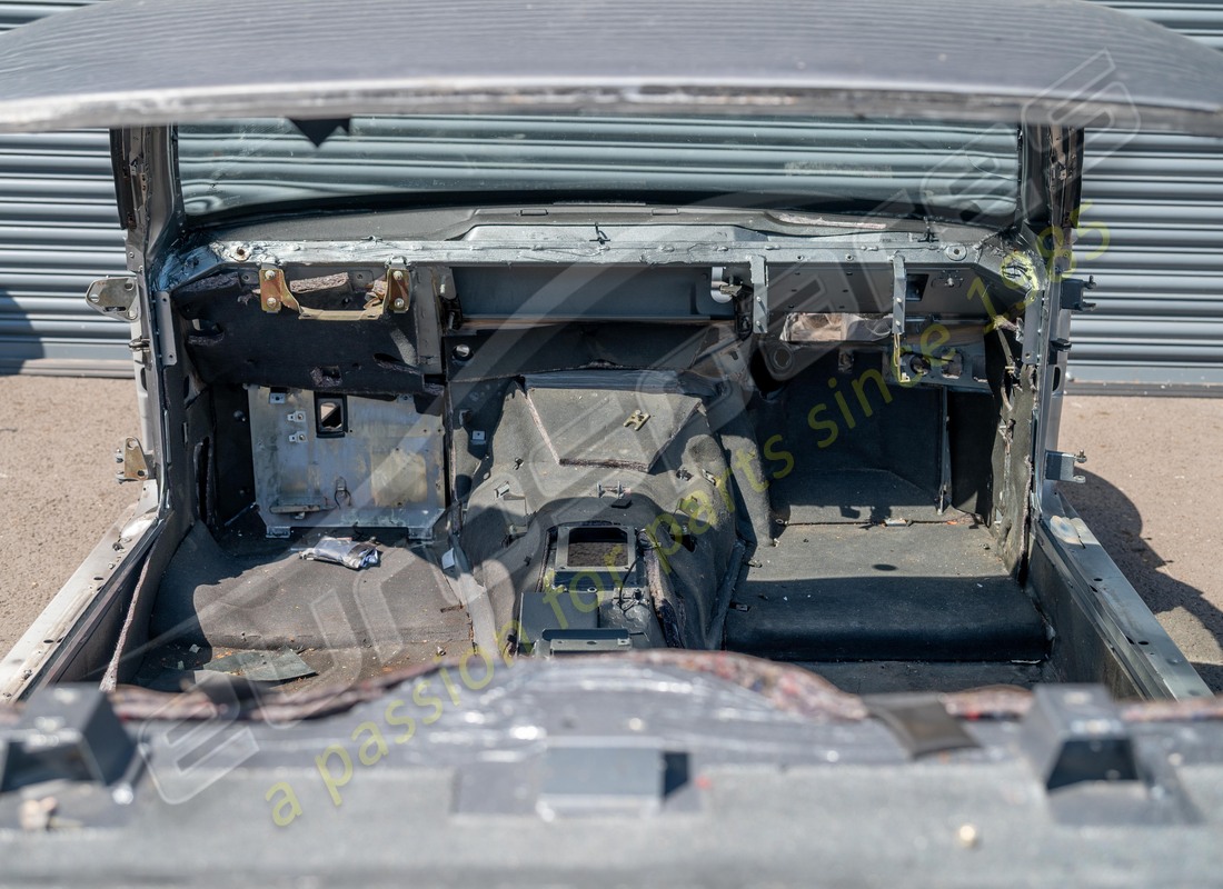 carrozzeria completa ferrari usata. numero parte 65887700 (11)