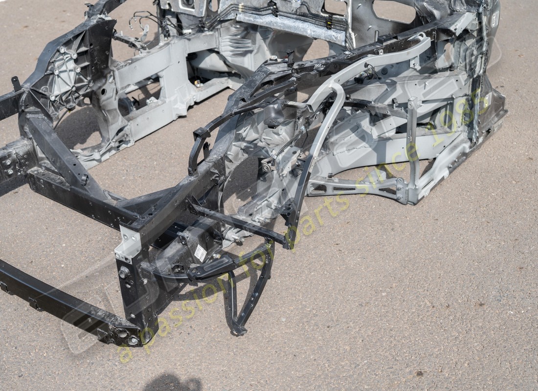 telaio anteriore completo danneggiato eurospares. numero parte eap1563097 (3)