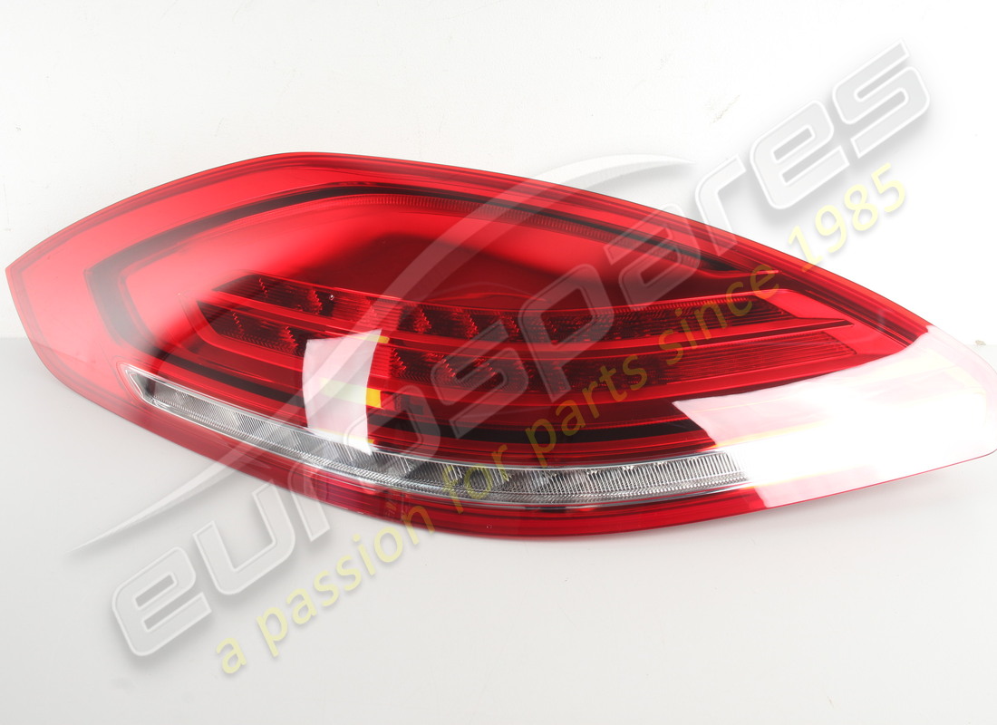 nuovo porsche fanale posteriore. codice articolo 97063143105 (1)