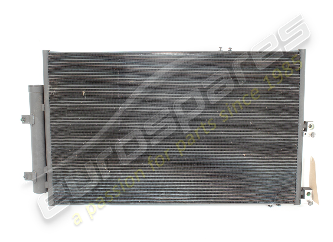 CONDENSATORE Ferrari USATO 395MM . NUMERO PARTE 851018 (1)