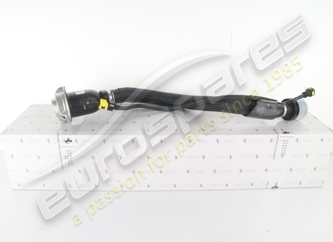 nuovo ferrari bocchettone di riempimento carburante. codice articolo 311156 (1)