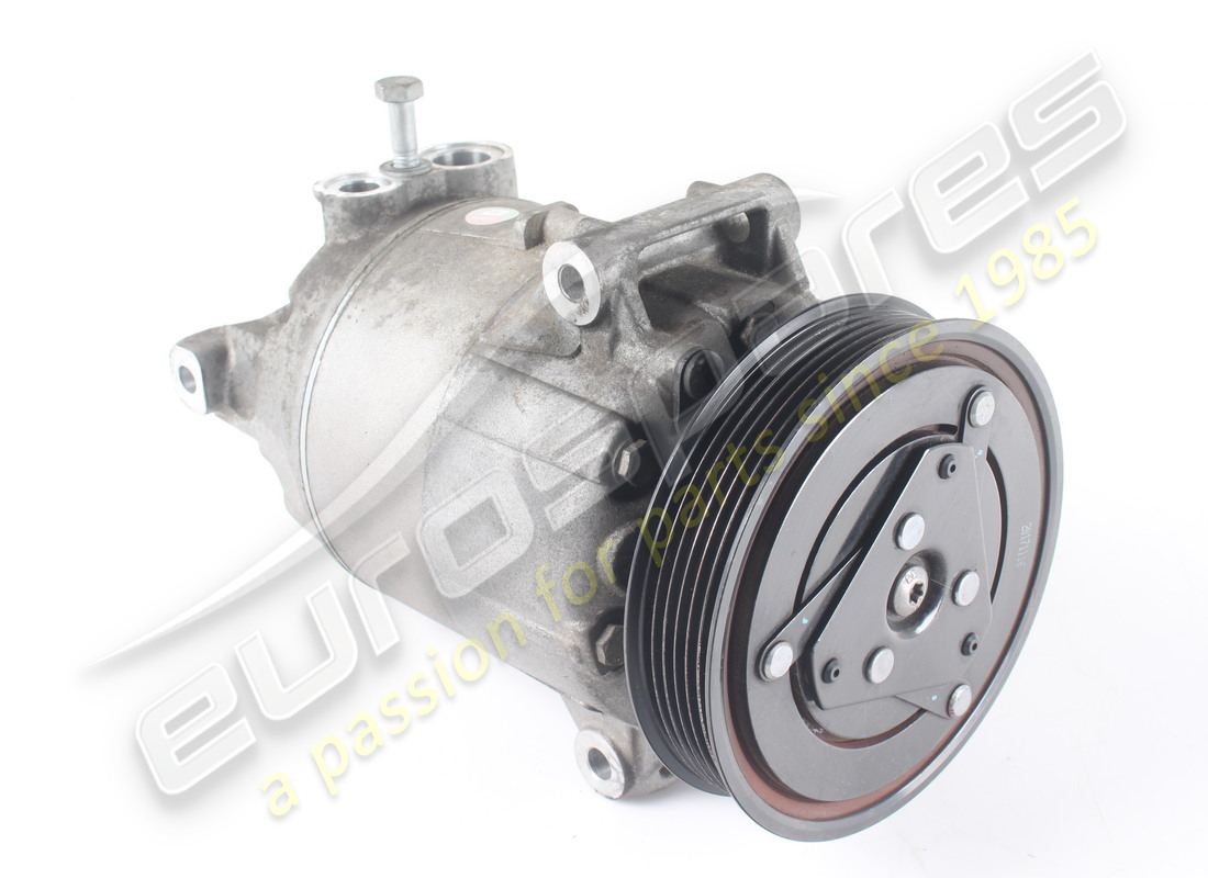 COMPRESSORE DELL'ARIA CONDIZIONATA FERRARI USATO. NUMERO PARTE 311534 (1) compressore dell'aria condizionata ferrari usato. numero parte 311534 (1)