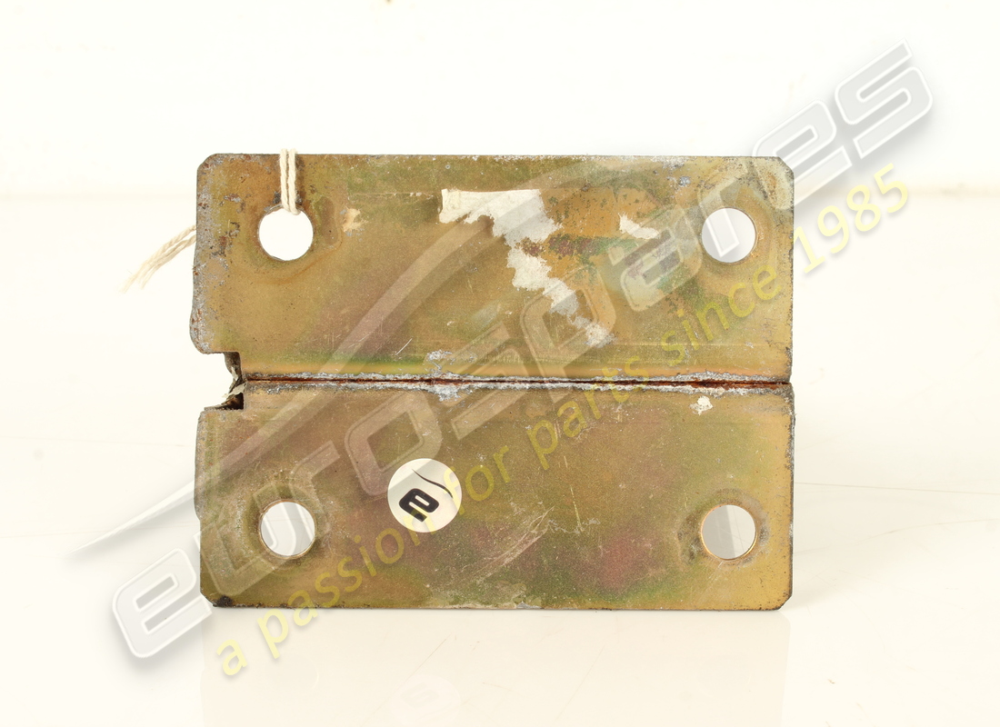 supporto paraurti destro usato ferrari. numero parte 65033000 (3)