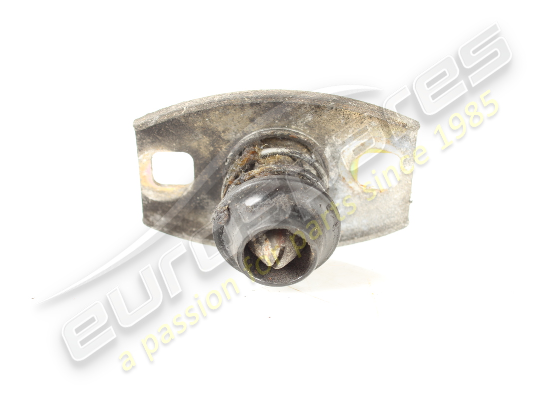 SERRATURA DEL COFANO Maserati USATA. NUMERO PARTE 60608477 (1)